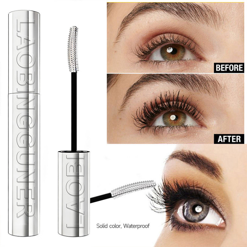 Fuller, Longer Lashes? This Mascara Delivers